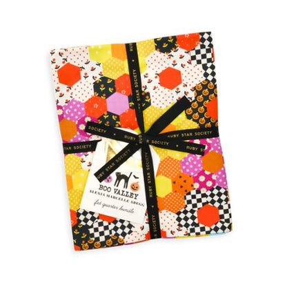 PRE-ORDER: Sawtooth Spooks Boo Valley Quilt Kit