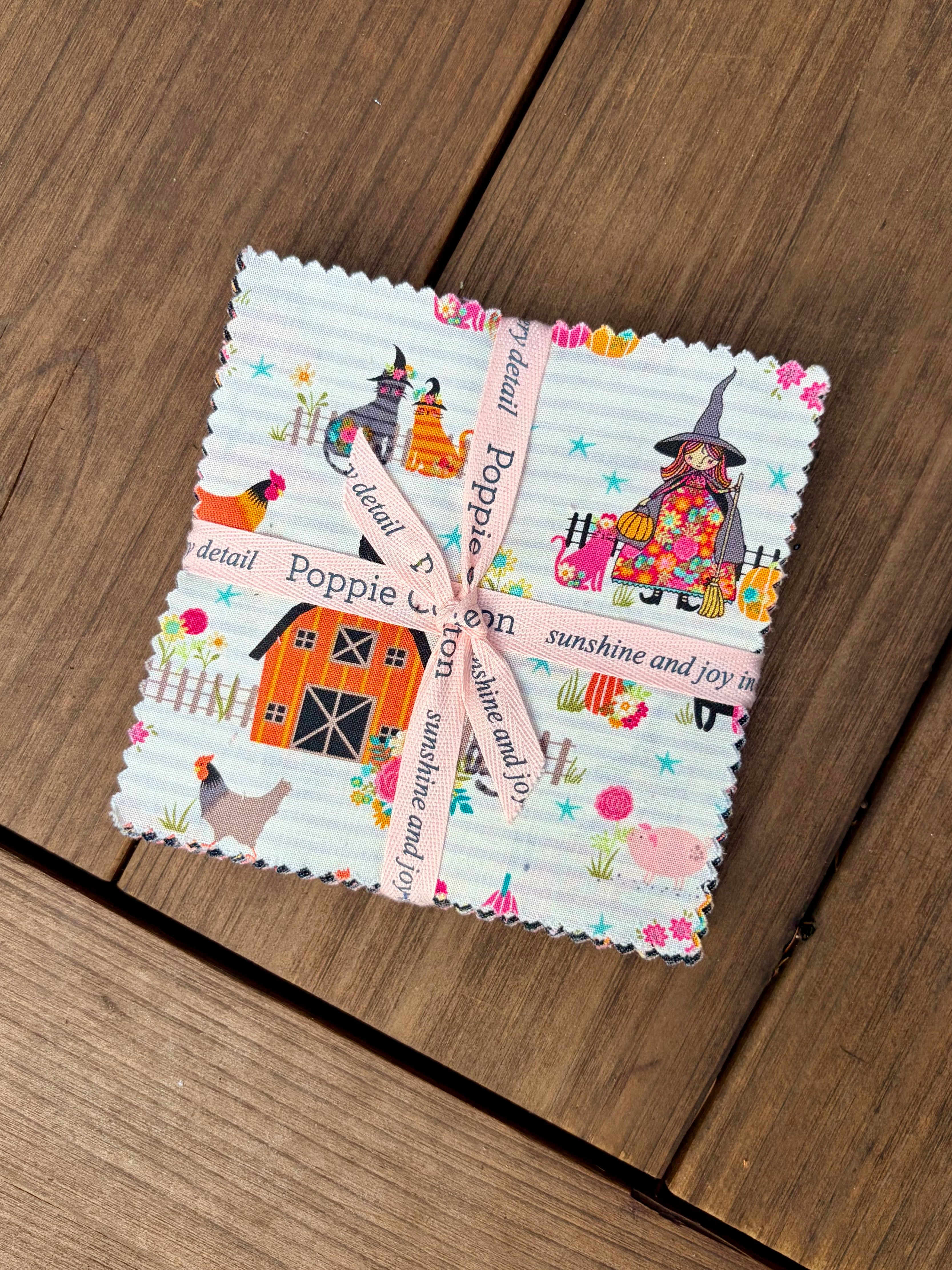 Kitty Loves Candy Charm Pack