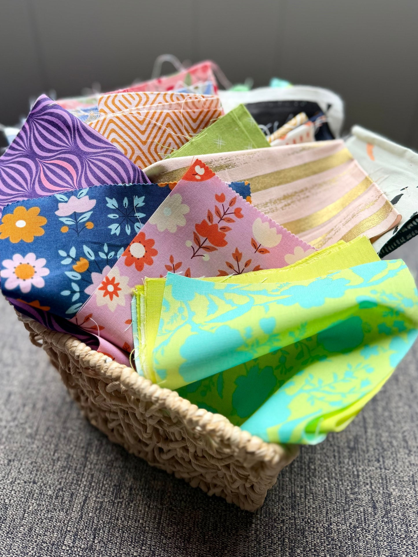 Fabric Scrap Bag (1 lb)