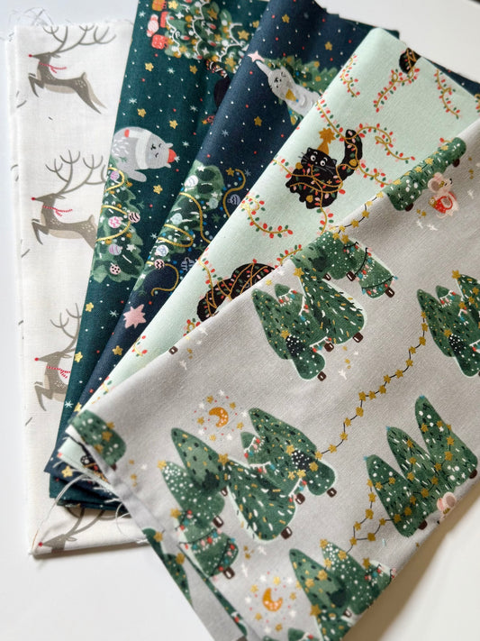 Holiday Fat Quarter Bundle - Animals
