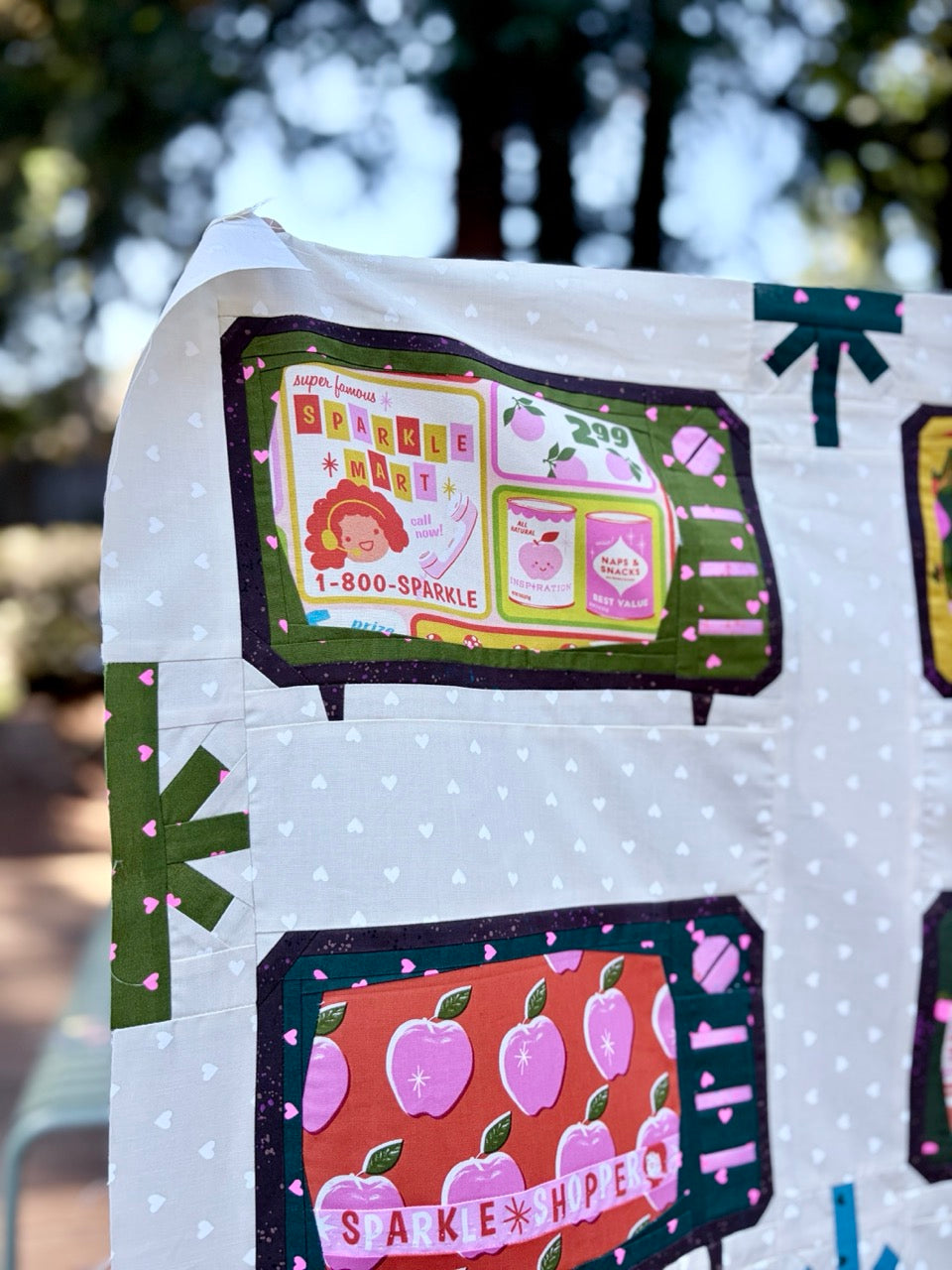 PRE-ORDER: Super Saturday Sparkle Shopper Quilt Kit