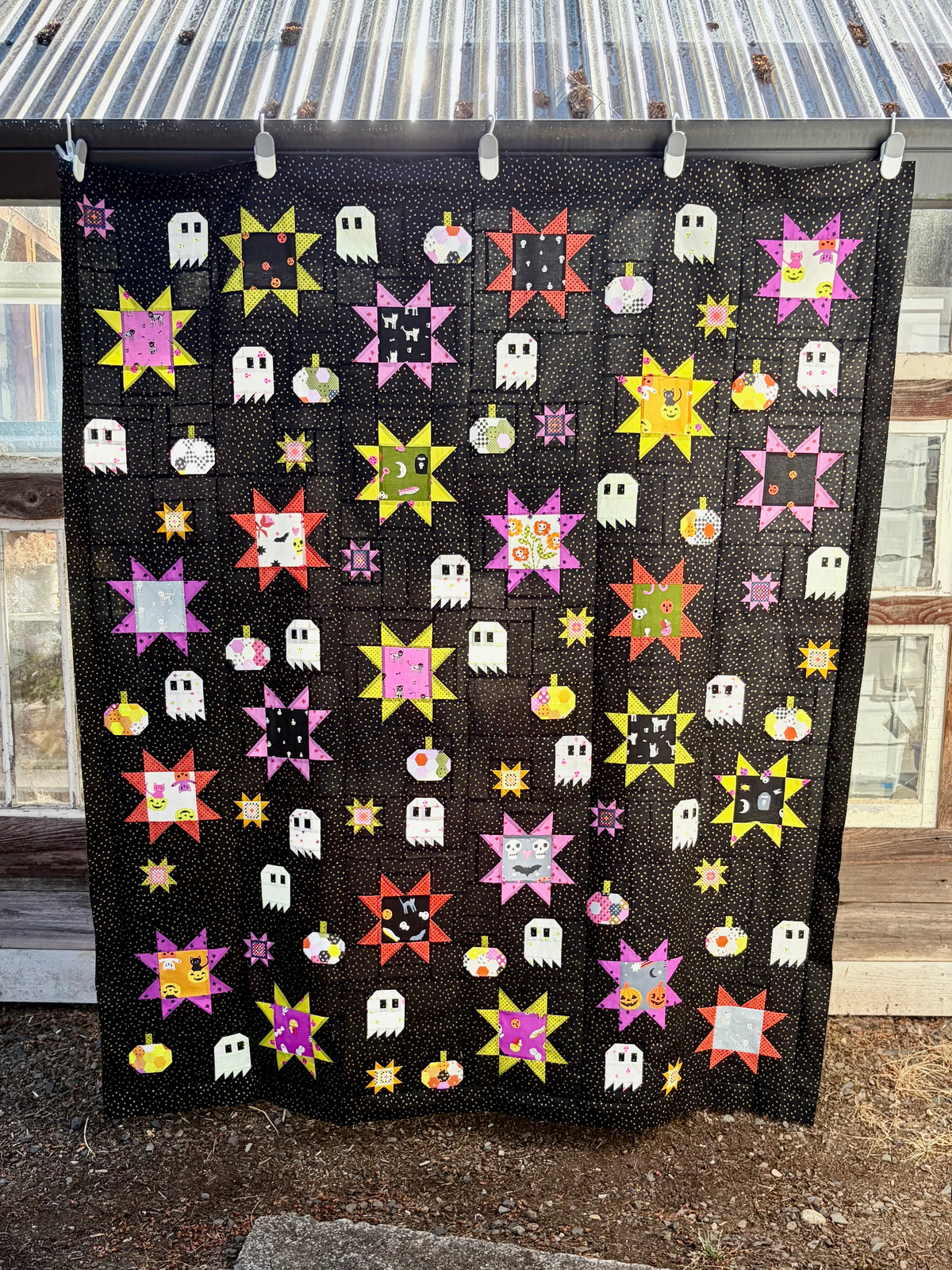 Sawtooth Spooks Quilt Pattern (PDF)