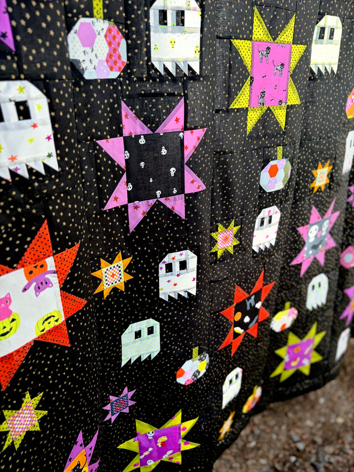 Sawtooth Spooks Quilt Pattern (PDF)