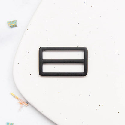 Matte Black Bag Hardware